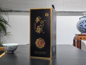 黄河龙白酒 传承1922 上开酒盒包装